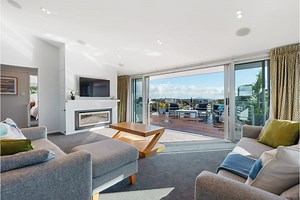 Stunning views - Lifestyle options  144 Sandspit Road, Cockle Bay ️ 4  3 2  Tony Leeuw: +64 9-534 5189 | +64 21 716 288 | Bayleys Real Estate | Facebook