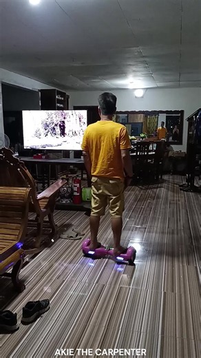 How to ride a Hoverboard I Self Balancing 2-Wheel Smart Electric Hoverboard PH I Akie The Carpenter