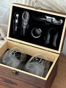Personalized Wine Glass Set, Anniversary Gift, Wedding Gift for Couple, Engraved Wine Box Gift, Personalized Wine Box Gift Set, Wine Glasses - Etsy