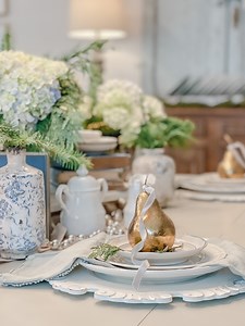 Cottage Christmas Decor Tour