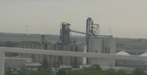 Owners plan to rebuild Iowa grain elevator after explosion