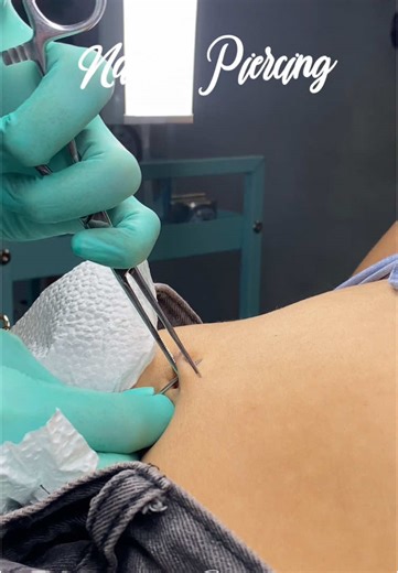 Exploring Navel Piercing Trends and Styles