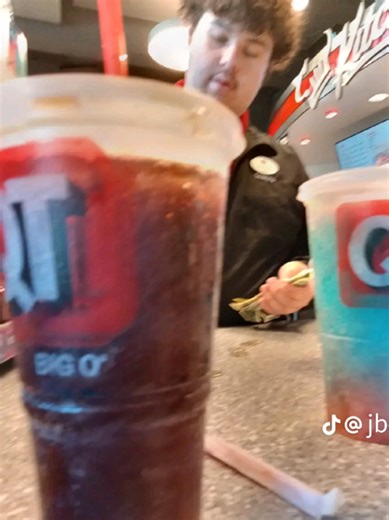 AzIsonfire (@az36808)’s video of summer