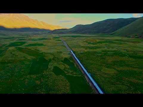 Train to Machu Picchu: PeruRail Expedition