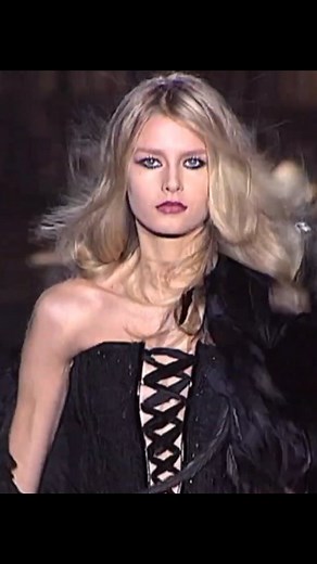 Model for Catwalk | Hana Soukupova for Roberto Cavalli Fall 2005 Menswear #modeling #models #model #runway #supermodels #supermodel #fashionshow #fashion... | Instagram