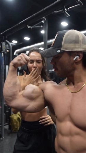 bodybuilding & strength on Instagram: "@devinbernardo and his steel biceps 💥💪💪 #HardAsGranite #SteelAndMuscle #steelmuscle #hardmuscles #feelmypower #ticketstothegunshow #muscles #massivemuscle #purepower #puremuscle #musclegod #muscleworship #bicep #biceps #bigarms #biceppeak #peakedbiceps #BicepGameStrong #BodybuildingReel"