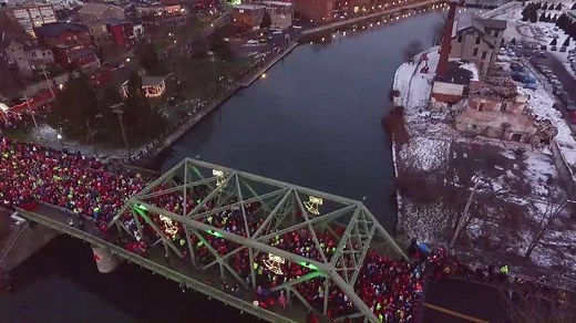 Watch: Seneca Falls transforms into Bedford Falls as the town celebrated the 70th anniversary of "It's a Wonderful Life" with a variety of activities. http://trib.al/NZYG1jP | syracuse.com