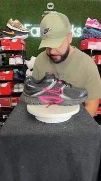 The Best Y2K Runner? Nike V5 RNR Black Pink 💖 #NikeV5RNR #Sneakers