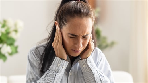 Doctor explains why hearing a ‘heartbeat’ in your ears could indicate issue