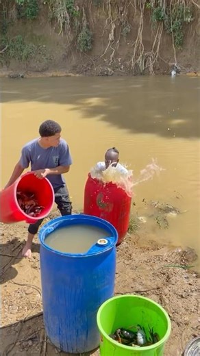 Hombre, metiéndose con Cangrejo ￼