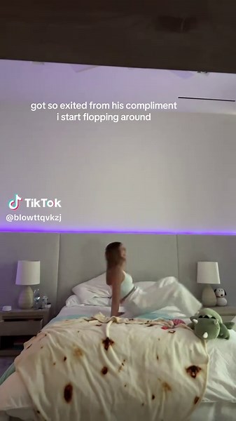 Receiving Compliments: A Relatable Reaction | Hilarious Moment