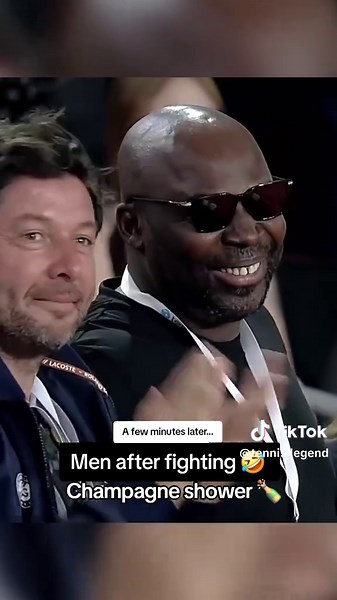 Men after fighting 🤣🍾 When Arthur Fils beat Alexander Zverev in the 2024 Hamburg final. The handshake was cold but it ended well. 🎥 @Tennis TV @ATP Tour #tennis #tenis