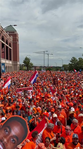 🚨 DALLAS HAS BEEN TURNED ORANGE! 🧡🇳🇱 The Dutch fans have officially invaded Dallas ahead of tonight’s World Cup showdown against Japan at Arlington Stadium! 🔥 From downtown streets to packed fan zones, it’s a sea of orange everywhere. At this point, Texas might need to be renamed “New Amsterdam” for the day. 😂🧡 The Orange Army has arrived in full force, bringing the noise, the energy, and the party atmosphere that only Dutch fans can create. 🇳🇱⚽ Can Japan silence the Orange takeover, or