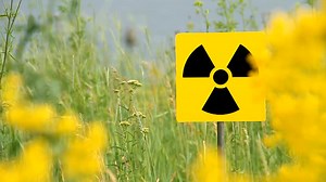 在现场进行NORM废弃物处理，以便最终安全处置天然放射性废弃物