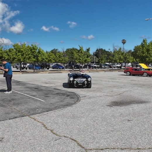 Cool Austin Healey 100 at @supercarsunday_official #austinhealey #austinhealey100 | Speed and Motion