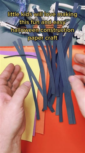 Easy Halloween Construction Paper Craft for Kids