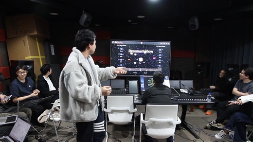 Resonant Flow: Composer, Li Xiangbin