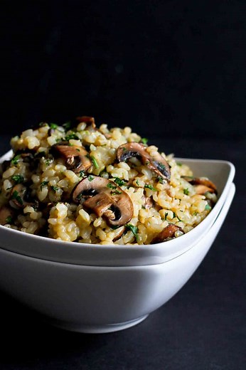 Toasted Brown Rice with Mushrooms & Thyme Recipe | Cookin' Canuck