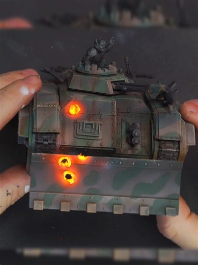 Battle damage is always interesting in vehicles, but fresh impacts are also more! Here you have a small resume of the steps in this chimera . The video is old but, just tl remember . #warhammer #warhammer40k #paintingwarhammer #gamesworkshop #scalemodel