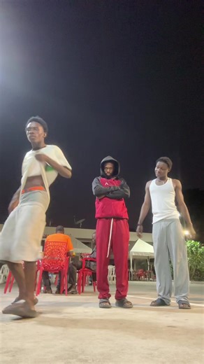 @le_thuram_barbie💕 @🥖TESS_MOREL EYES 👀🇨🇮🇨🇦 @EMIRA..BONBON🍭❤️ @Thurg Yvan @Jocelyn star 🥹♥️ @Amignon ❤️😻🫂