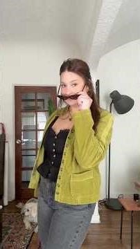 OUTFIT INSPO: Vintage remake Laura Ashley Top & eBay finds