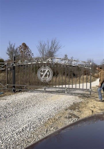 Custom Sliding Gate Creation: A Welder's Journey