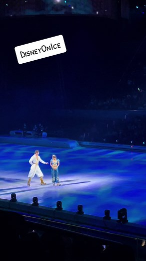 Favorite Part on #disneyonice2023 ❄️🧞‍♂️ #fyp #aladdin #disneyonice #disneyonice2023 #disneyoniceph #disneyonicemoaarena #awholenewworld #disney