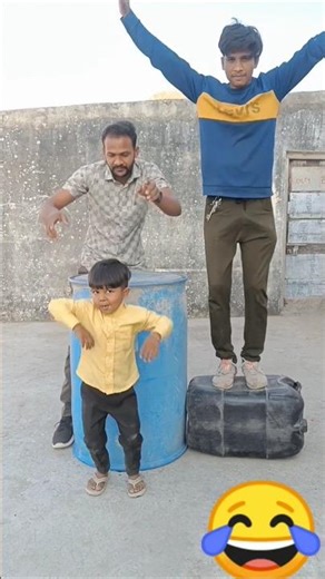 dj maro vage ne boom padi jay 😅😅 gao