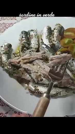 Sardine in Padella con Aglio e Prezzemolo