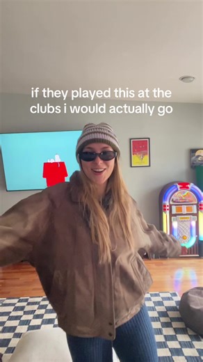 Perfect Pool Party Song from the 2000s