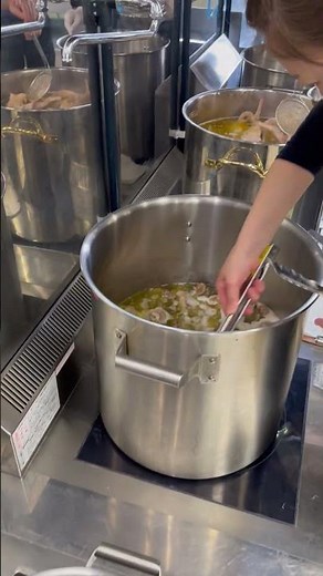 这才是真正的日式拉面教学！10多种汤底开煮