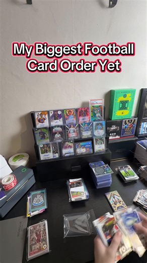 Unboxing My Largest Football Card Order Yet!