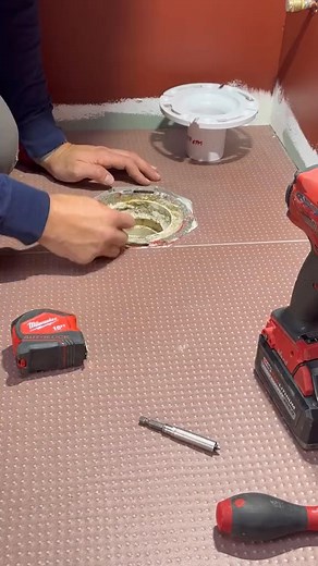 Toto One Piece Toilet #toiletpaper #toiletinstall #homeimprovement #renovationjourney #tileing #onepiece #plumbingdiy #PepsiApplePieChallenge #virals #foryou #fypシ #fypシ゚viral #reelsviralfb | 24/7 Shows | Facebook