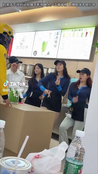 Dance Moves by Sweet Girls: A Fun Performance