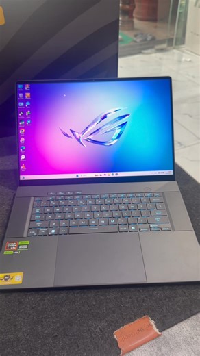 ROG Zephyrus G16 | GA605WV $1,999 - Ryzen™ AI 9 HX 12 cores, 24 Threads - RAM : 32GB LPDDR5X 6400 on board - Storage : 1TB PCIe® NVMe 4.0 - 16" 2.5K OLED 240Hz 100% DCI-P3 - GPU : NVIDIA® RTX™4060 8GB - Backlit Chiclet Keyboard 1-Zone RGB - Cover : Eclipse Gray - Weight: 1.5 kg | Color White , Gray - Battery : 90WHrs, 4S1P, 4-cell Li-ion - OS : Windows 11 License ------------------------- - Free : ASUS ROG Sleeve - Free : ASUS ROG Gaming mouse --------------------------------- ✅មាននៅហាង 𝐂𝐂 𝐒�