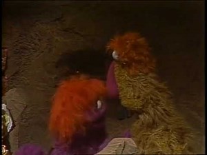 Sesame Street: Deena and Pearl- Underwater
