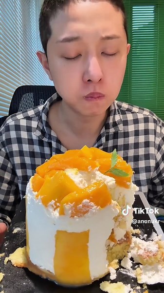 성심당의 망고시루 롤케이크 리뷰와 먹방
