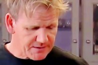 戈登·拉姆齐的终极家常菜丨羊排滋滋冒油，肉香四溢！_腾讯新闻