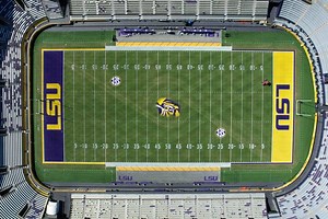 Wild Scenes Ahead of Florida-LSU As Players Scuffle on the Sideline