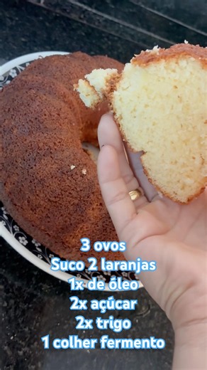 Bolo de laranja no liquidificador