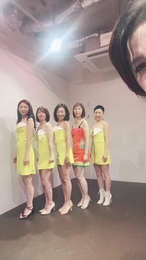 テイク3 #vintageburlesquejapan #vbj #dance #アラフィフアラ還ダンサー #ヒールダンス #heeldance #長女akemi #衣装 #バナナ #スイカ #即興チャレンジ