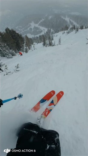 Skiing with the DJI Osmo Action 6 camera
