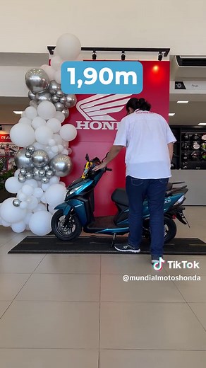 A nova Elite 125 chegou! Com muita tecnologia, praticidade e conforto! 🤩 E aí, como você ficaria em uma? 🛵💨 #mundialmotos #honda #scooter #alturas #fy fyp