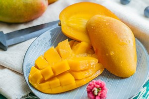 Todo sobre el mango: qué es, cómo elegirlo, cómo conservarlo y cómo utilizarlo en cocina con estas 14 recetas