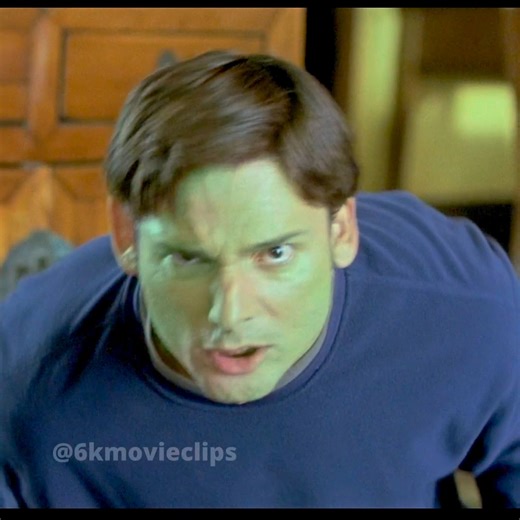 Vincent Barragan on Instagram: "Hulk (2003) in 4K UHD HDR 60FPS #thehulk #theincrediblehulk #anglee #6kmovieclips #4kuhd #moviescene #movieclip #ericbana #marvelmovie #incrediblehulk"