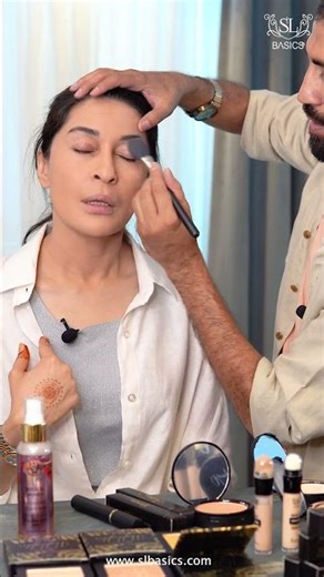 KOMPACT (MATTE PRESSED POWDER)