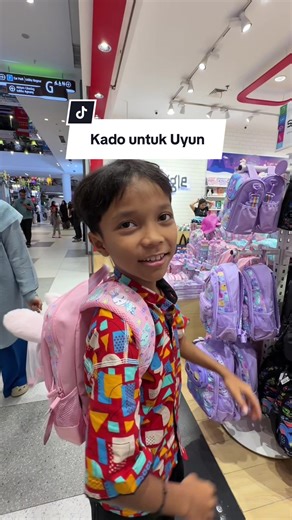 Kado Spesial untuk Uyun dari Jalal