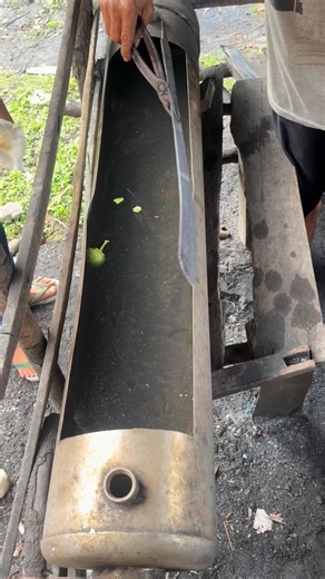 MD BAJA TANI on Instagram: "steel galvanizing process for reinforcement #blacksmith #america #process #budayaindonesia #blacksmithtraditional"