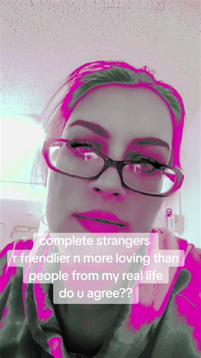 Mandythechickengirl (@mandythechickengirl)’s videos with original sound - Sabrina🌻🖤