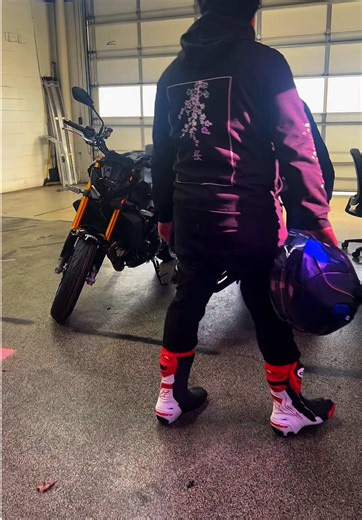 #newbeginnngs #newbike #biketok #zx6r #kawasak @pkrs.5 📸 @NEXX Helmets @Kawasaki USA @apple @CapCut